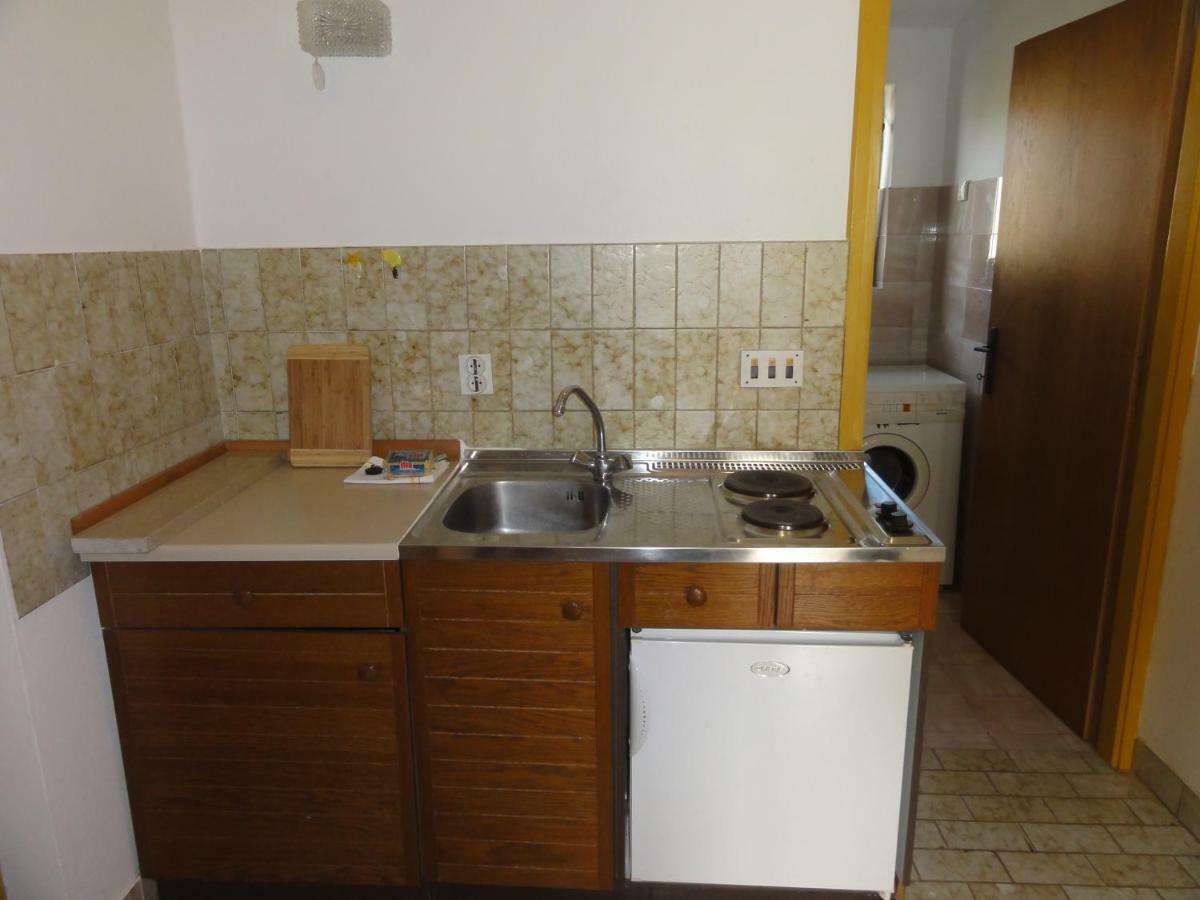 Nice And Cozy Apartment Ferry In Медулин Экстерьер фото