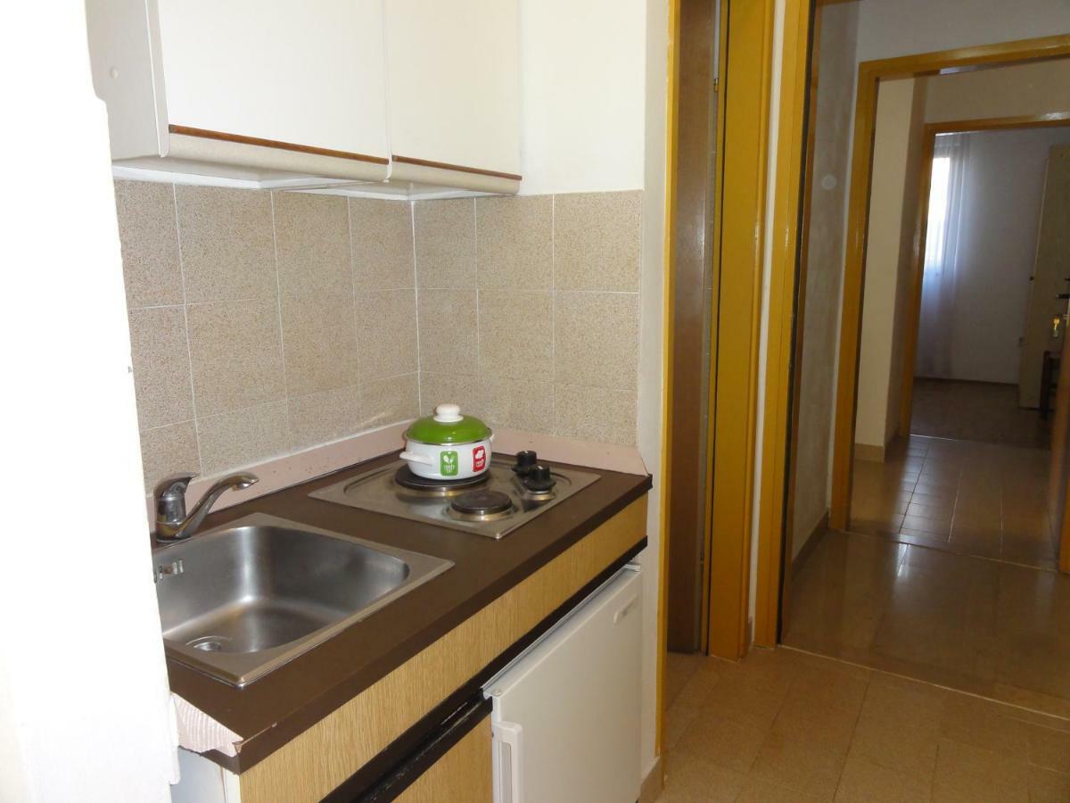 Nice And Cozy Apartment Ferry In Медулин Экстерьер фото
