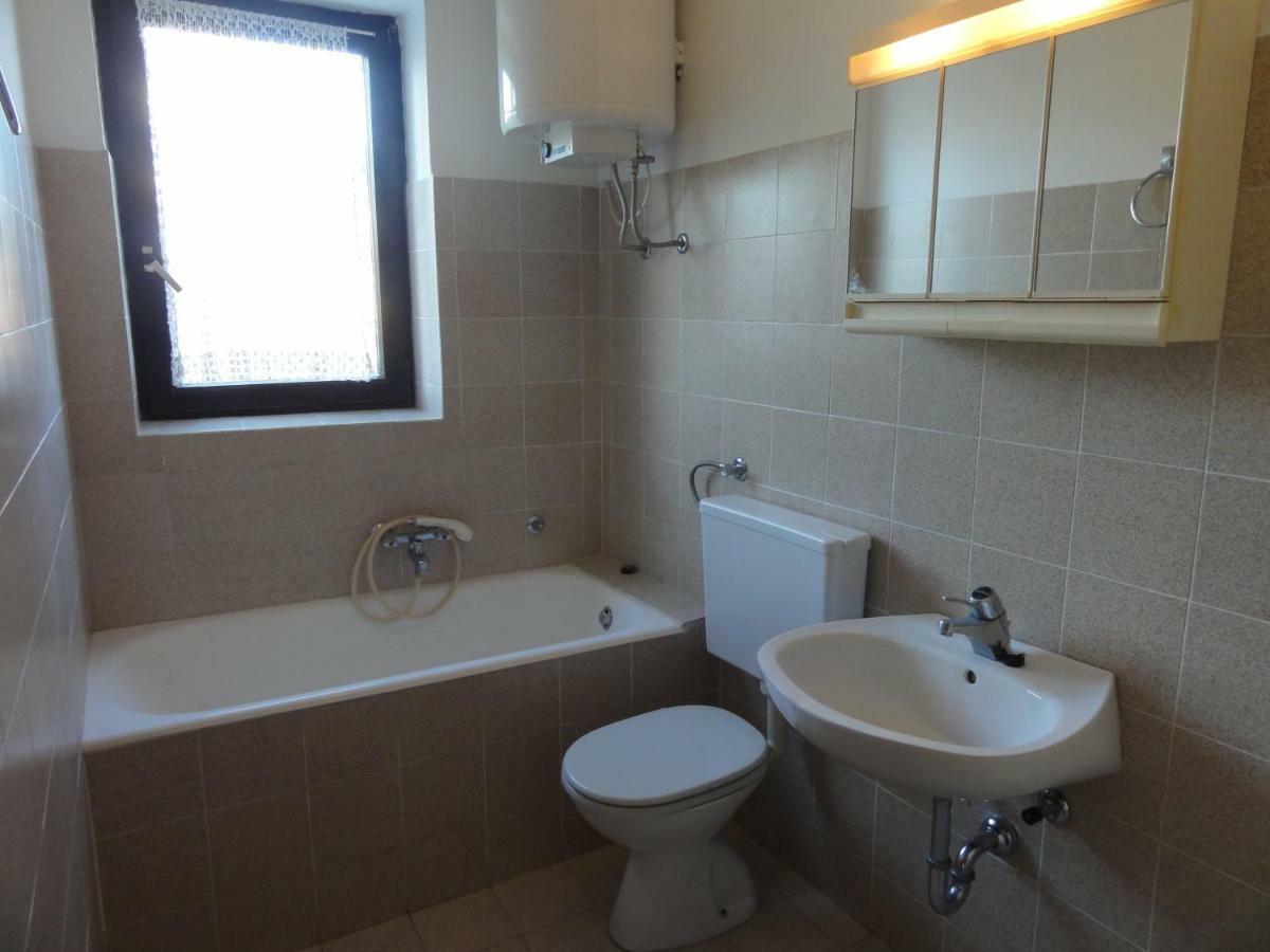 Nice And Cozy Apartment Ferry In Медулин Экстерьер фото
