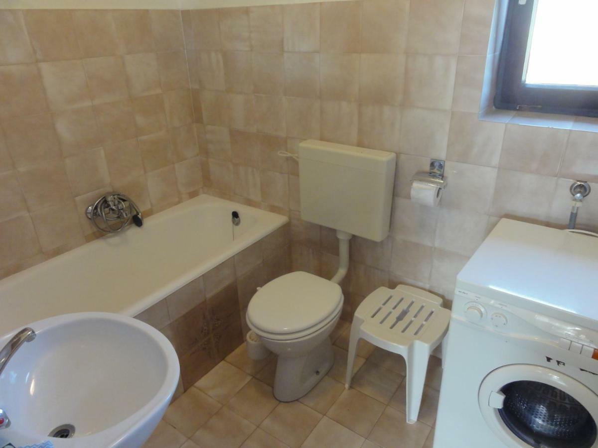 Nice And Cozy Apartment Ferry In Медулин Экстерьер фото